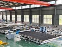 Machine de découpe de verre CNC contrôlée par PLC pour des coupes fluides, table inclinable, robuste, précise, épaisseur de verre de 3 à 19 mm