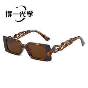 De Yi Optics <b>Square</b> <b>Frame</b> <b>Sunglasses</b> Black UV400 Women Fashion Sun Protection - Product Image 2