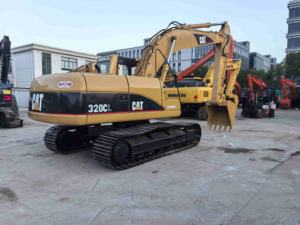 Excavatrice Caterpillar 320CL d'occasion, modèle 2016 d'origine japonaise, poids opérationnel de 21760 kg avec composant moteur essentiel - Product Image 2