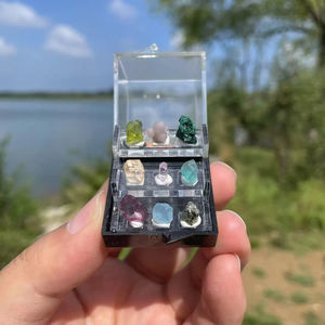 Boîte de spécimens de cristal de quartz naturel mélangé en gros |   Collection de pierres précieuses brutes écologiques |   Cadeau de Noël pour femme - Product Image 1