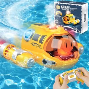 Barco de juguete <span class=keywords><strong>RC</strong></span> con rociador de niebla de rotación de 360 grados, lancha submarina de 2,4G para niños, nivel eléctrico de plástico para principiantes - Product Image 2