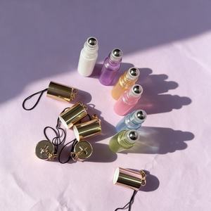 Frasco de Vidrio Rosa Vacío de 5ml y 10ml, Etiqueta y Caja para Fragancias, Miniatura Personalizable, Fabricante de Botellas Roll-on - Product Image 5