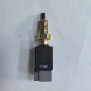 Interruptor de luz de freno Nissan 25320-75A0E para Nissan Opel Subaru Ford, pieza de repuesto de hierro chapado en zinc - Product Image 4