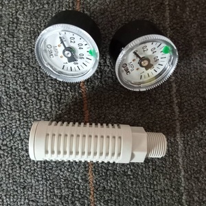 Vanne de surpression SMC VBA40A-04GN avec manomètre pour systèmes pneumatiques - Product Image 3