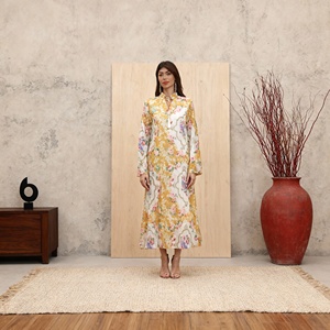 Robe Abaya élégante en polyester avec strass thermocollants pour femmes musulmanes, tenue de soirée personnalisée, vente en gros de qualité supérieure - Product Image 3