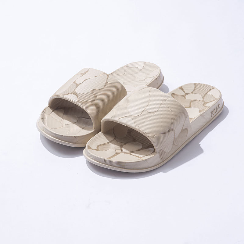 สีน้ำตาลอ่อน