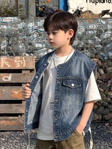 Gilet en jean de coton pour garçons, style automne 2026, nouveau modèle, <span class=keywords><strong>veste</strong></span> <span class=keywords><strong>sans</strong></span> manches élégante, décontractée, courte, tendance coréenne, fermeture boutonnée, en stock - Product Image 3