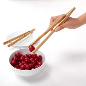 <span class=keywords><strong>Pinzas</strong></span> para Tostar <span class=keywords><strong>de</strong></span> Bambú, <span class=keywords><strong>Pinzas</strong></span> <span class=keywords><strong>de</strong></span> Cocina <span class=keywords><strong>de</strong></span> <span class=keywords><strong>Madera</strong></span> Reutilizables, Diseño Antideslizante, Ideales para Servir Alimentos, <span class=keywords><strong>Pinzas</strong></span> Multiusos <span class=keywords><strong>de</strong></span> Bambú para Té - Product Image 5
