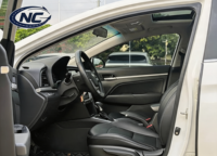 Voiture d'occasion pas chère Hyundai Elantra Leading 2016 1.6L, berline compacte économique en carburant, habitacle spacieux, idéale pour une utilisation familiale