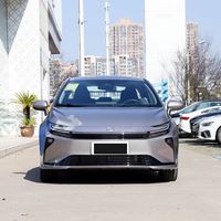 2026 Coro--llas Urban Commute Sedan dengan Sistem Masuk Tanpa Kunci dan Koneksi Android Auto untuk Dealer Mobil Internasional