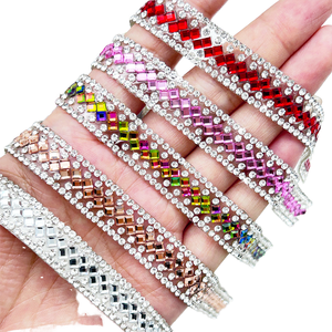 Nuovo adesivo per gioielli fatto da te con motivo a striscia di paillettes colorate bordo per abbigliamento distintivo striscia di diamante per <span class=keywords><strong>Applique</strong></span> Hot-Fix - Product Image 1