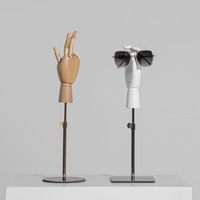 Maniquí de Madera de Alta Calidad para Exhibición de Joyería, con Postura de Artista