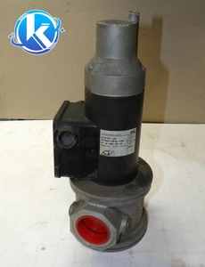 วาล์วโซลินอยด์<span class=keywords><strong>แก๊ส</strong></span> ORIGINAN SUPPLY 200 MBAR 110V 67 W 1-1/2 NPT VG 40 R02-<span class=keywords><strong>L33</strong></span> LOC # A908 - Product Image 1