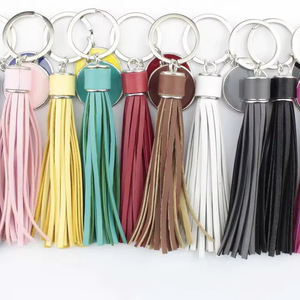 Thời trang vòng Monogram Pompom PU Da Tua Keychain túi quyến rũ vòng chìa khóa đầy màu sắc Men nữ trang sức bán buôn - Product Image 1