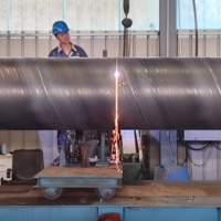 Tuyau SSAW à paroi épaisse anti-corrosion de 1000 mm, 1200 mm, 8 pouces, 24 pouces pour l'alimentation en eau, les applications structurelles, les eaux usées et la construction