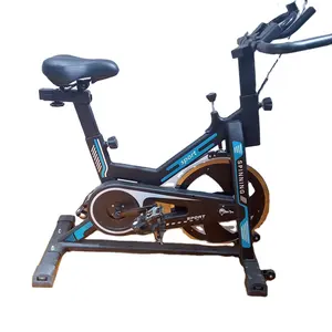 2020 nuovo Disegno di Fitness club indoor cycling, corpo in forma dinamica ciclo di esercizio, magnetico spin bike