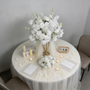 Boule de fleurs artificielles réalistes en soie, idéale pour les centres de table de mariage et les décorations de fête, vente chaude - Product Image 1