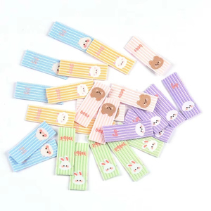 Étiquettes de vêtements tissées pour hommes et femmes Pakistan Étiquettes tissées professionnelles pour vêtements de mode - Product Image 1