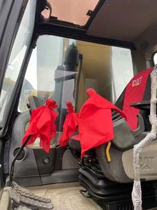 Excavatrice sur chenilles Caterpillar 320D2 d'occasion de 20 tonnes fabriquée au Japon, équipement de construction avec accessoire tarière et brise-roche, certifiée CE - Product Image 6