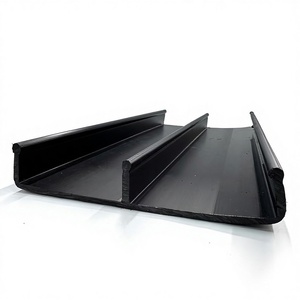 Bande d'encastrement en béton E-Polylock pour géomembrane industrielle HDPE EL-20, haute résistance, étanche, écologique, pour bassins, barrages et décharges. - Product Image 1