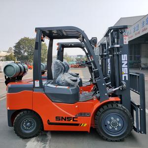 燃料フォークリフトLPGエンジン3000kg LPGガスGura Horquillaフォークリフト中国製 - Product Image 6