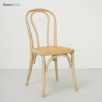 Chaises en bois courbé pour événements de mariage, vente en gros, chaise Thonet empilable en bois massif avec assise en rotin pour mobilier de restaurant