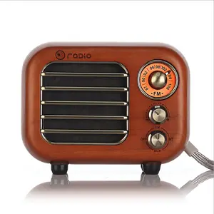 Neuer tragbarer drahtloser Retro-Radio-FM-Lautsprecher aus massivem Walnussholz mit AUX TF-Karte Audio-Musik MP3-Player-Unterstützung für Heim-PC-Telefone