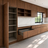 Ensemble d'armoires de cuisine modulaires en placage de noyer de luxe moderne sur mesure avec portes plates sans poignées et rangement pleine hauteur