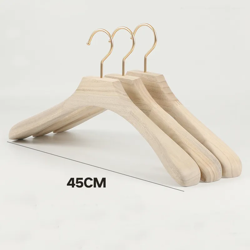 Good Quality Luxury Wooden Pants Hanger Camphor Wood Hanger For Clothing Store Hanger Clip