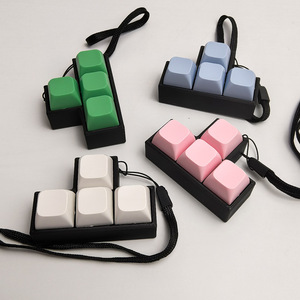 机械键盘指尖陀螺钥匙扣方形四键键帽减压玩具塑料轻质 - Product Image 2