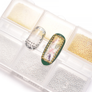 Boîte de 6 compartiments de mini perles de caviar métalliques 0,5/0,8/1 mm en acier inoxydable or et argent pour décoration 3D d'ongles - Product Image 5