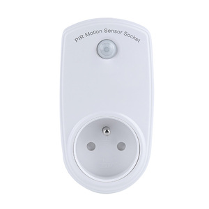 프랑스 표준 PIR 모션 센서 스마트 소켓 플러그 - Product Image 1