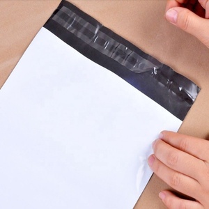 Plastique <span class=keywords><strong>Affranchissement</strong></span> Sac D'expédition <span class=keywords><strong>de</strong></span> <span class=keywords><strong>Courrier</strong></span> Auto-Adhésif Mailer Emballage Sac Pour Vêtements - Product Image 6