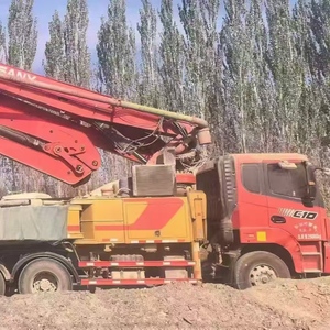 Camion pompe à béton de 43 mètres fabriqué par SANY, produit en novembre 2020, avec cabine rouge d'origine, prix de 618 000 RMB. - Product Image 5