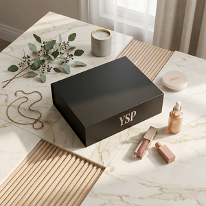 Caja de Regalo Rígida Magnética Negra Mate de Lujo Personalizada con Logotipo para Empaque de Productos de Belleza y Cuidado de la Piel - Product Image 3
