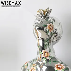 WISEMAX MUEBLES Diseño de Arte de lujo otra decoración del hogar escultura de mesa de resina adorno de cabeza humana de plata dorada para hotel