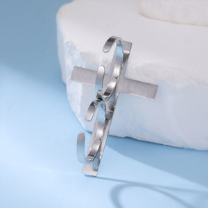 Anillo Doble de Dos Dedos para Mujer, Estilo Hiphop, Resistente al Agua, Sin Deslustre, Chapado en Oro de 14k y 18k PVD, Acero Inoxidable 316L - Product Image 3