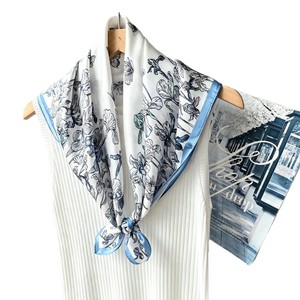 Pañuelo de Seda 100% con Estampado Floral de Mariposas Iris, Pañuelo Cuadrado de Seda de Morera para Primavera/Verano, Pañuelo Bandana al por Mayor - Product Image 1
