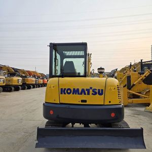 Excavadoras de cadenas Komatsu PC56 de 5.5 toneladas de Japón en oferta con EPA - Product Image 3
