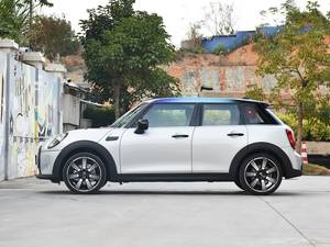 JIBEN Turbo d'occasion B/M/W <span class=keywords><strong>Mini</strong></span> <span class=keywords><strong>Cooper</strong></span> <span class=keywords><strong>5</strong></span> <span class=keywords><strong>portes</strong></span>, boîte de vitesses <span class=keywords><strong>automatique</strong></span>, essence, <span class=keywords><strong>MINI</strong></span> VOITURE D'OCCASION - Product Image 2