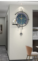 Jam Dinding Tema Luar Angkasa dengan Figur Astronot Jam Dinding Kreatif Modern untuk Kamar Anak Ruang Tamu