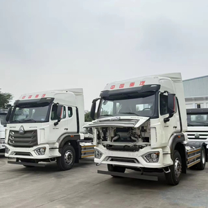 Camion tracteur Sinotruk HOWO NX 4X2 d'occasion, moteur Man 440/460 CV, 6 roues, <span class=keywords><strong>Euro</strong></span> 5, tête de remorque en bon état, moteur Man, à vendre - Product Image 2