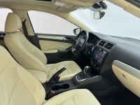 Volkswagen Sagitar d'occasion 2015, édition Confort automatique, conduite à gauche, berline essence, vente en gros, exportation