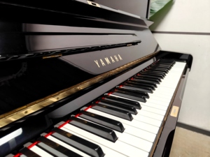 Piano Vertical Yamaha U3H, Importado, Profesional, de Segunda Mano, Tono Sólido, Sensación de Calidad, U3, 88 Teclas, 2099875 - Product Image 2