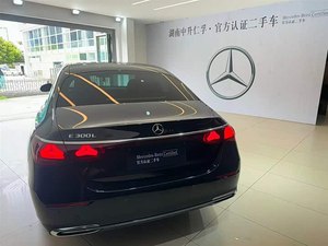 Modèle 2025 <span class=keywords><strong>Mercedes</strong></span>-Benz <span class=keywords><strong>E300</strong></span> L Luxe, Essence + Hybride Léger 48V, Couleur Noire, Voiture d'Occasion en Stock - Product Image 4