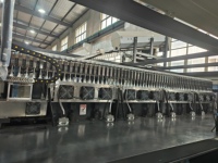 Mesin Cetak Tiup Botol PET Otomatis Mitsubishi PLC SEGD-6 2L 8000kN Kekuatan Penjepit Pompa & Komponen Mesin SMC