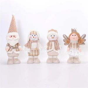 Adorable ensemble de 4 peluches de Noël (Père Noël, Bonhomme de neige, Pingouin, Ange) pour cadeau de fête - Product Image 3