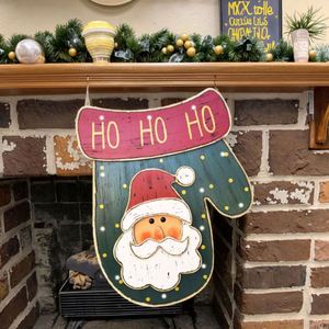 Décoration de Noël en bois à LED la plus vendue : Bonhomme de neige et Père Noël suspendus, décorations de Noël personnalisées - Product Image 3