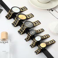 Jam Tangan Quartz Mewah Olahraga Pria Jam Tangan Digital Wanita Jam Tangan Stainless Steel Kaca Grosir Desain Fashion Pasangan
