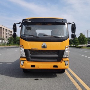 Camión de Remolque de Plataforma Sinotruk HOWO 4x2, Grúa de Plataforma Deslizante de 5 Toneladas, Camión de Recuperación en Carretera de 7 Toneladas - Product Image 3